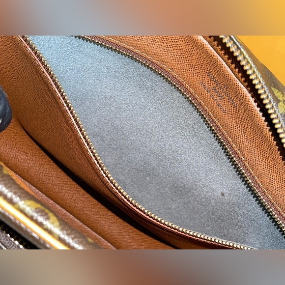 🌸NILE CROSSBODY SHOULDER BAG PURSE MONOGRAM - Picture 15 of 16